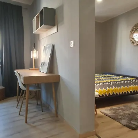 Piazza Foro With Free Parking Apartment *